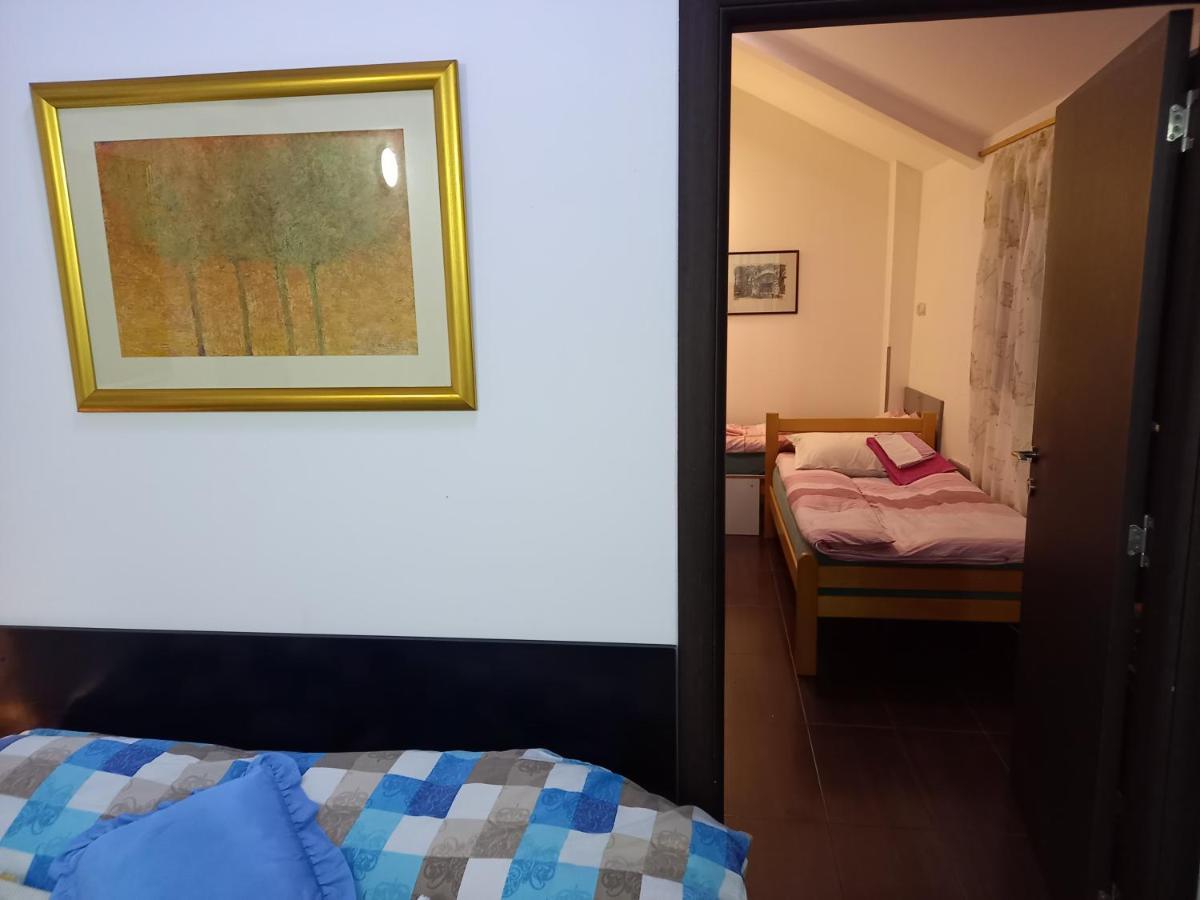 Green Point Apartments Dusanovac 객실 사진